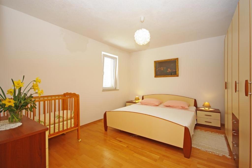 Apartments Villa Rose Sumartin Kültér fotó